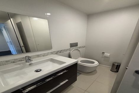 Photo of property in Nouvo Apartments, 2b/21 Rugby Street, Mount Cook, Wellington, 6021