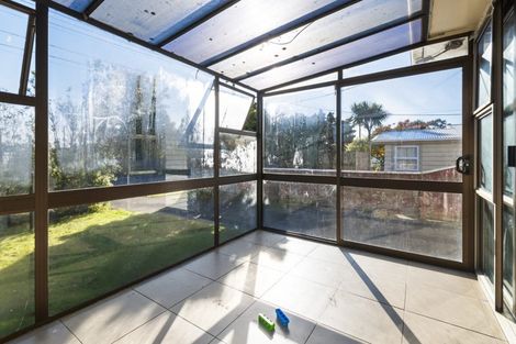 Photo of property in 5 Churchill Avenue, Feilding, 4702