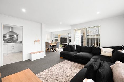 Photo of property in 22 Ladeira Place, Fitzroy, Hamilton, 3206