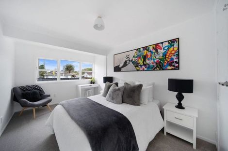 Photo of property in 4/49 Russell Road, Manurewa, Auckland, 2102