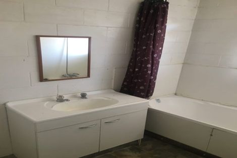 Photo of property in 2 Cameron Road, Hamilton East, Hamilton, 3216