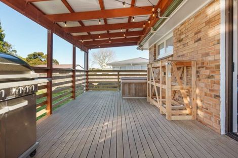 Photo of property in 99 Cargill Street, Papakura, 2110