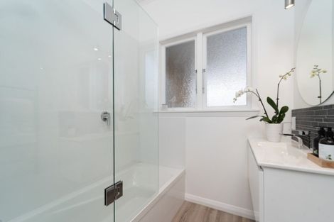 Photo of property in 19 Humphries Street, Greytown, 5712