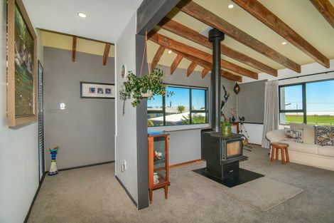 Photo of property in 5 Marine Parade, Carters Beach, Westport, 7825