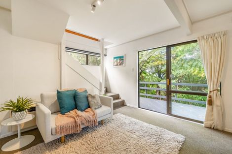 Photo of property in 8 Chestnut Grove, Maungaraki, Lower Hutt, 5010