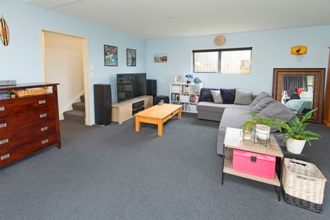 Photo of property in 62 Stanmore Bay Road, Stanmore Bay, Whangaparaoa, 0932