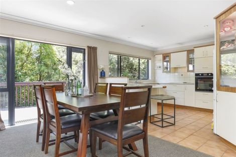 Photo of property in 4f Shaw Road, Oratia, Auckland, 0604