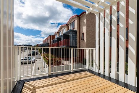 Photo of property in 43 Weir Lane, Silverdale, 0932