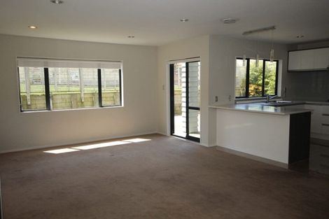 Photo of property in 21a Dallinghoe Crescent, Milford, Auckland, 0620