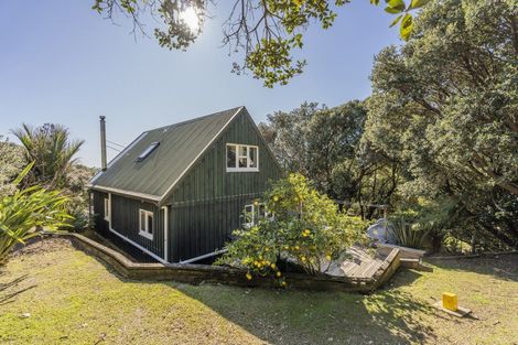 Photo of property in 36 Otama Beach Road, Opito Bay, Whitianga, 3592