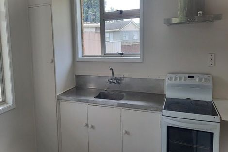 Photo of property in 28 Tania Crescent, Western Heights, Rotorua, 3015