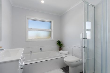Photo of property in 70 Duddings Line, Tauherenikau, 5771