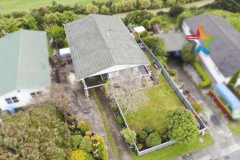 Photo of property in 33 Kingsley Street, Stokes Valley, Lower Hutt, 5019