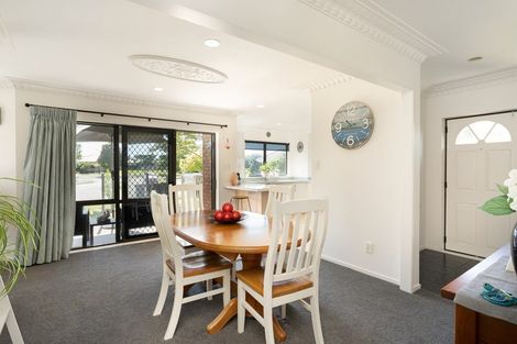 Photo of property in 17a Jasmine Place, Mount Maunganui, 3116