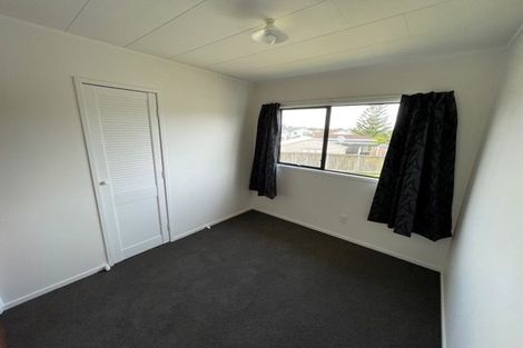 Photo of property in 195 Mahia Road, Wattle Downs, Auckland, 2103