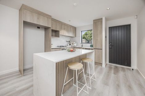 Photo of property in 9 Glenside Avenue, Pakuranga, Auckland, 2010