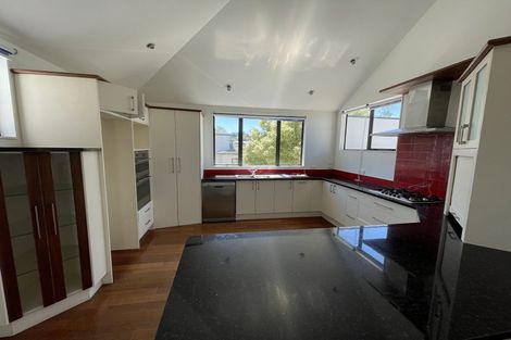 Photo of property in 941a East Coast Road, Torbay, Auckland, 0630