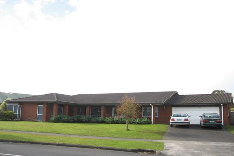 Photo of property in 2 Glenross Drive, Wattle Downs, Auckland, 2103