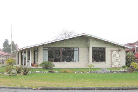 Photo of property in 144 Te Anau Terrace, Te Anau, 9600