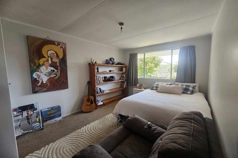 Photo of property in 1/728 Fergusson Drive, Elderslea, Upper Hutt, 5018