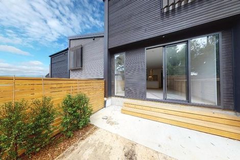 Photo of property in 16/80 Seatoun Heights Road, Seatoun, Wellington, 6022