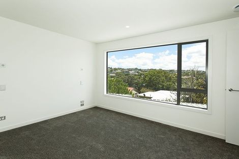 Photo of property in 15 Whakata Lane, Mairangi Bay, Auckland, 0630