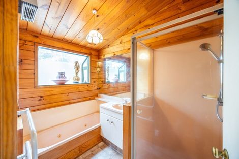 Photo of property in 6 Cotebrooke Lane, Hillcrest, Hamilton, 3216