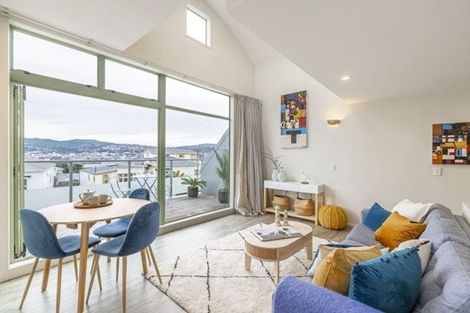 Photo of property in 21b Maida Vale Road, Roseneath, Wellington, 6011