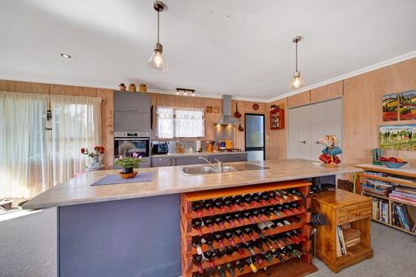 Photo of property in 7 Warren Place, Frankleigh Park, New Plymouth, 4310