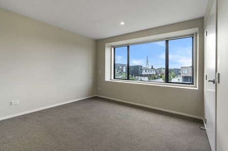 Photo of property in 3 Tahuhu Road, Mount Wellington, Auckland, 1062