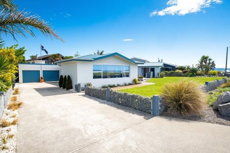 Photo of property in 60 Le Quesne Road, Bay View, Napier, 4104