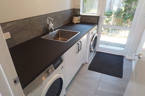 Photo of property in 21 Makura Drive, Papamoa Beach, Papamoa, 3118