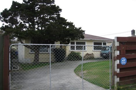 Photo of property in 7 Thirlmere Street, Wainuiomata, Lower Hutt, 5014