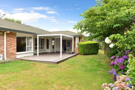 Photo of property in 10 Admiral Crescent, Flagstaff, Hamilton, 3210