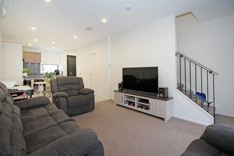 Photo of property in 10 Paterae Lane, Flat Bush, Auckland, 2019