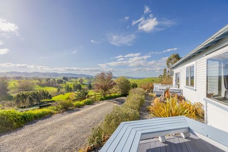 Photo of property in 89 Tiffen Lane, Waipawa, 4210