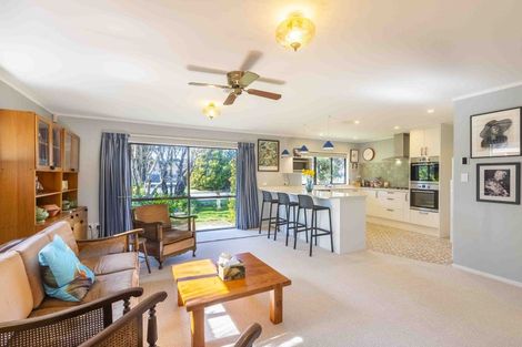 Photo of property in 3 The Avenue, Paraparaumu Beach, Paraparaumu, 5032