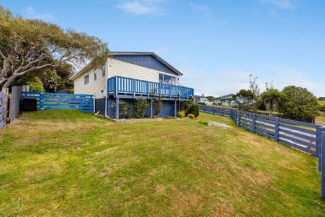 Photo of property in 31 Hill Street, Kaka Point, Balclutha, 9271