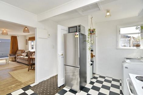 Photo of property in 41 Primrose Street, Northcote, Christchurch, 8052