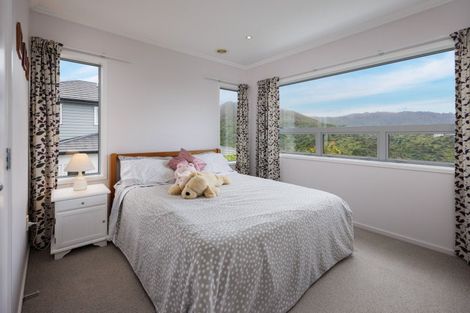 Photo of property in 84 Downing Street, Crofton Downs, Wellington, 6035