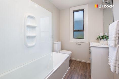 Photo of property in 14 Stone Street, Kenmure, Dunedin, 9011