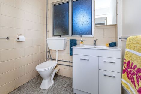 Photo of property in 210 Given Avenue, Whangamata, 3620