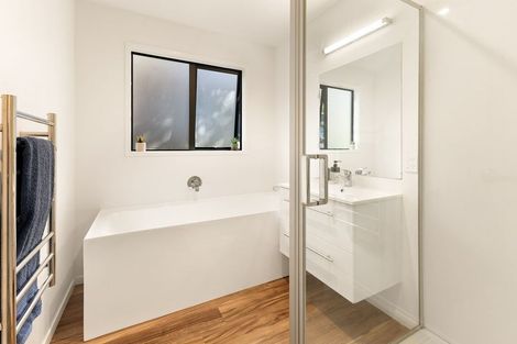 Photo of property in 8 Island View Close, Paihia, 0200