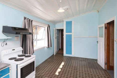 Photo of property in 3 Haldane Street, Elgin, Gisborne, 4010