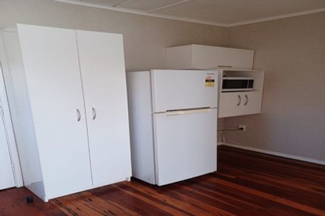 Photo of property in 3 Sandleigh Road, Hamilton Lake, Hamilton, 3204