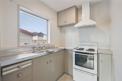 Photo of property in 30a Hooker Avenue, Bryndwr, Christchurch, 8053