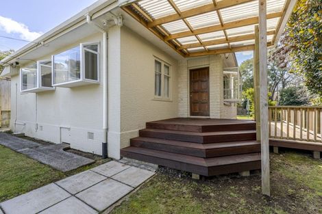 Photo of property in 26 Clawton Street, Westown, New Plymouth, 4310