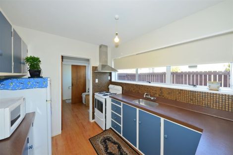 Photo of property in 70 Cutts Road, Russley, Christchurch, 8042