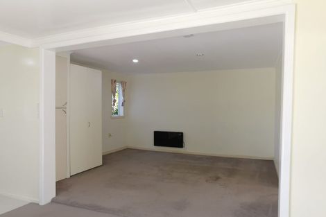 Photo of property in 44 Brandon Road, Glen Eden, Auckland, 0602