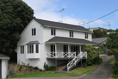 Photo of property in 1/2 Heathcote Road, Castor Bay, Auckland, 0620